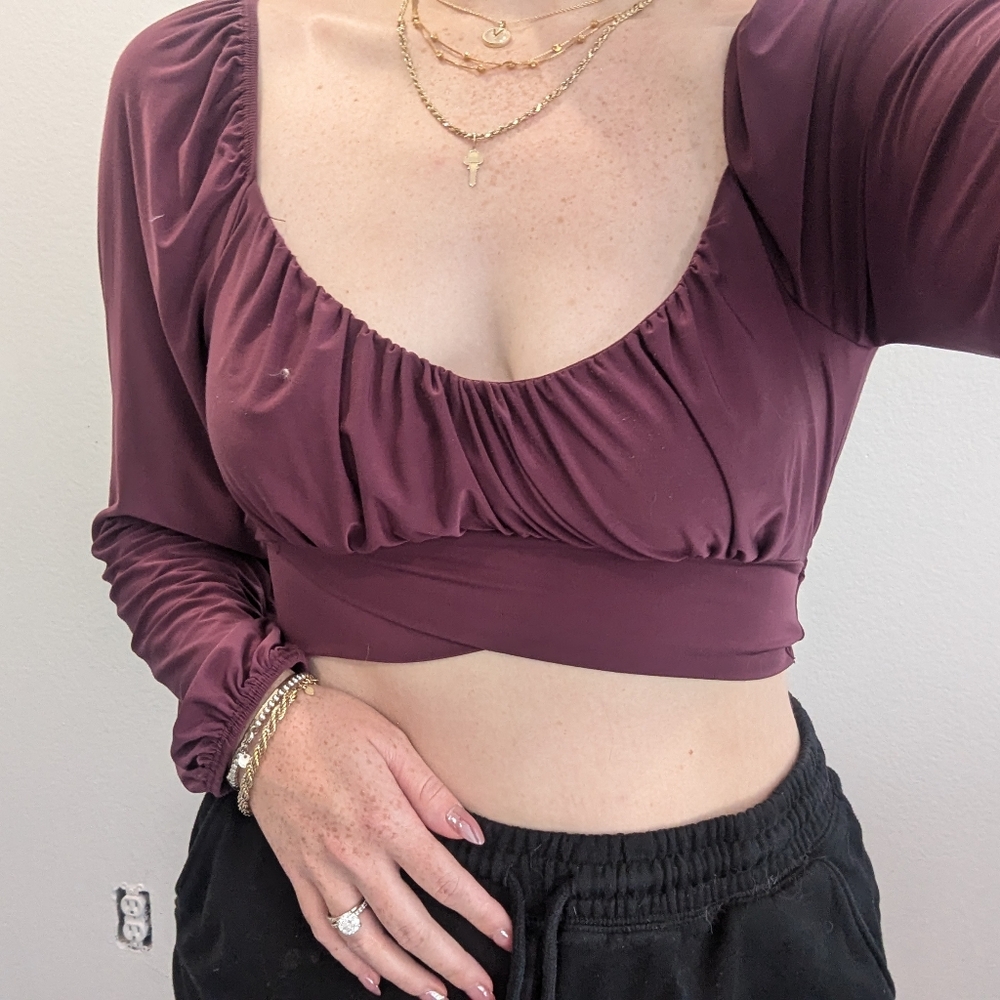 Oober Swank Burgundy Long Sleeve Tie-Front Top - Size Medium